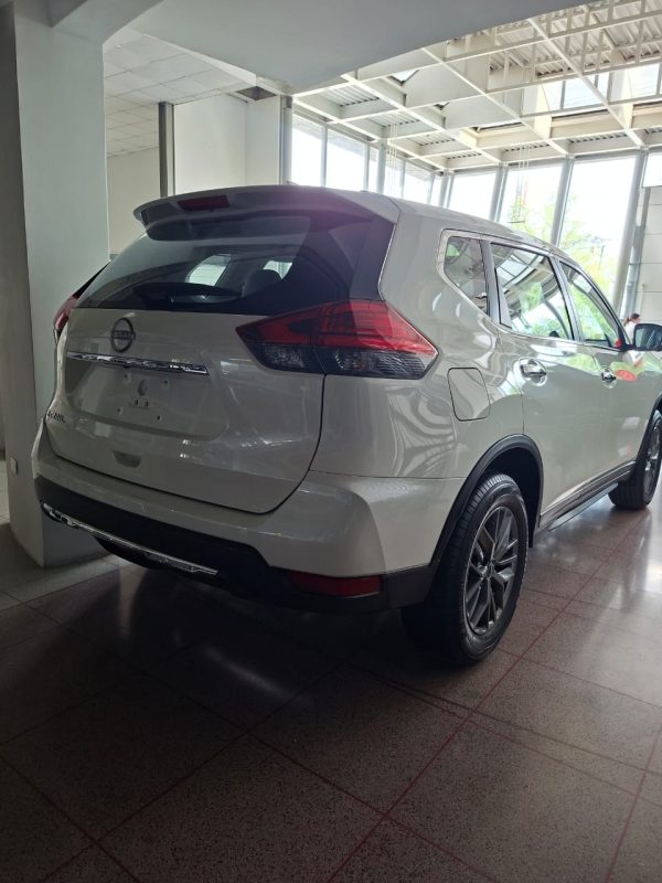 Nissan X-Trail 2025